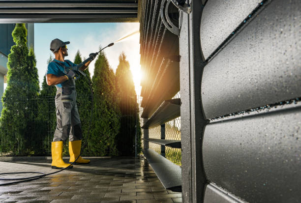 Best Gas Station Cleaning  in Pearsall, TX